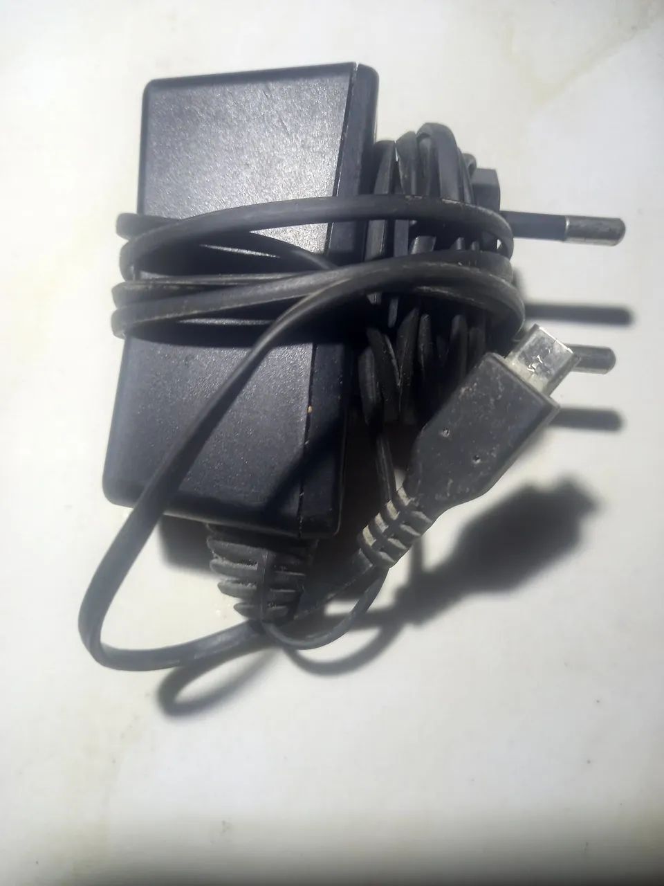 Carregador de parede micro usb pra celulares 