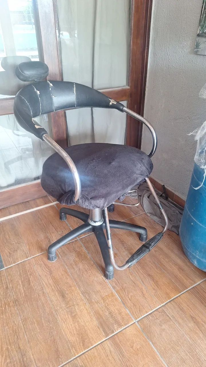 Cadeira de barbeiro  - Foto 2