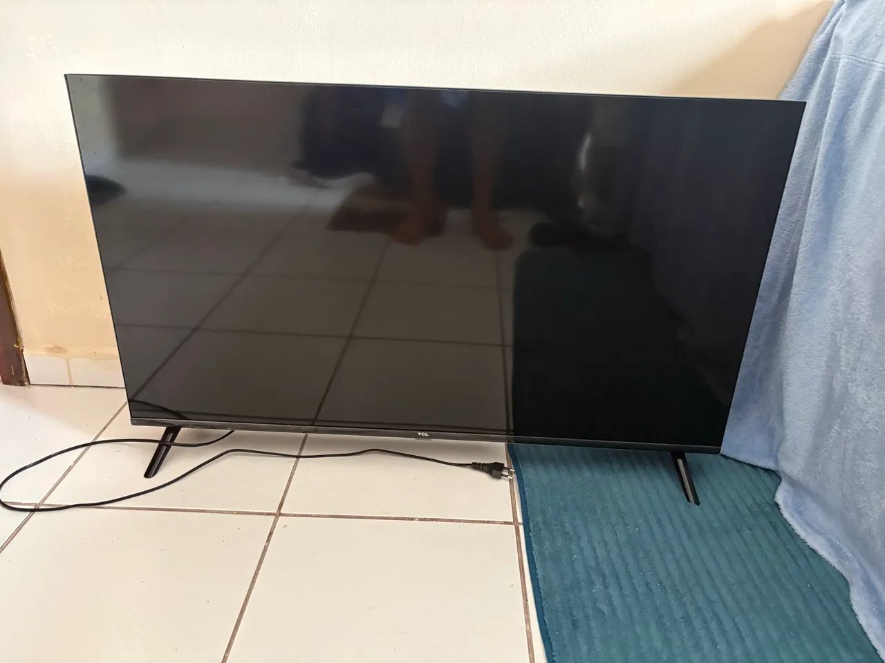Televisão quebrada - Foto 2