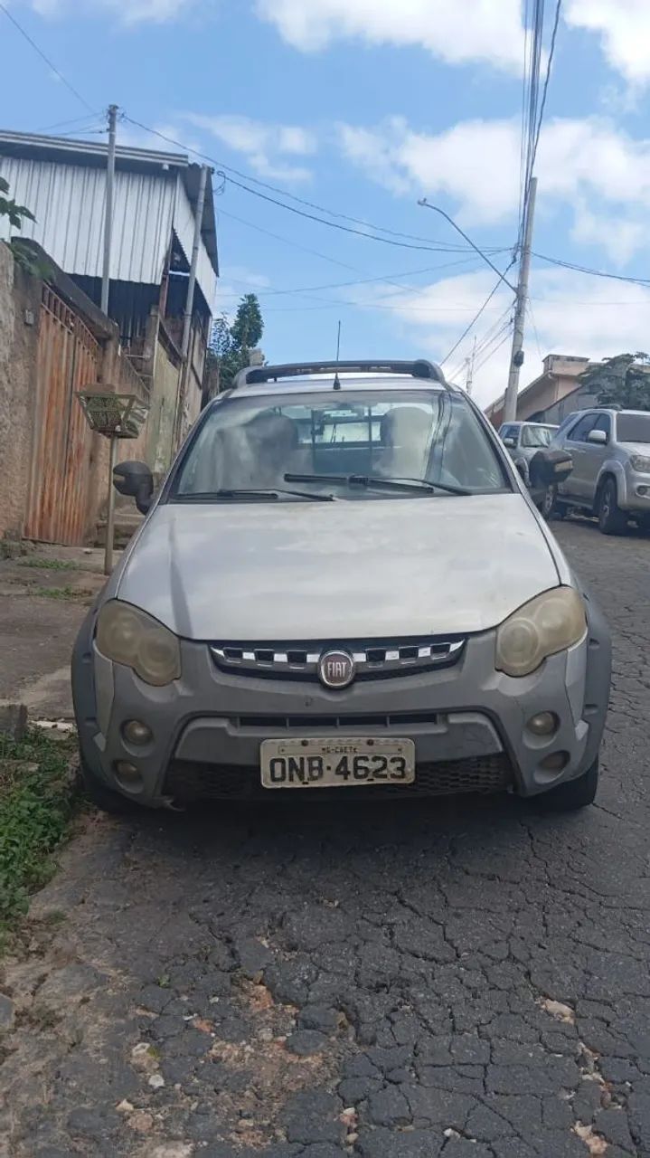 Fiat Strada Strada Adventure 1.8/ 1.8 LOCKER Flex CE 2013