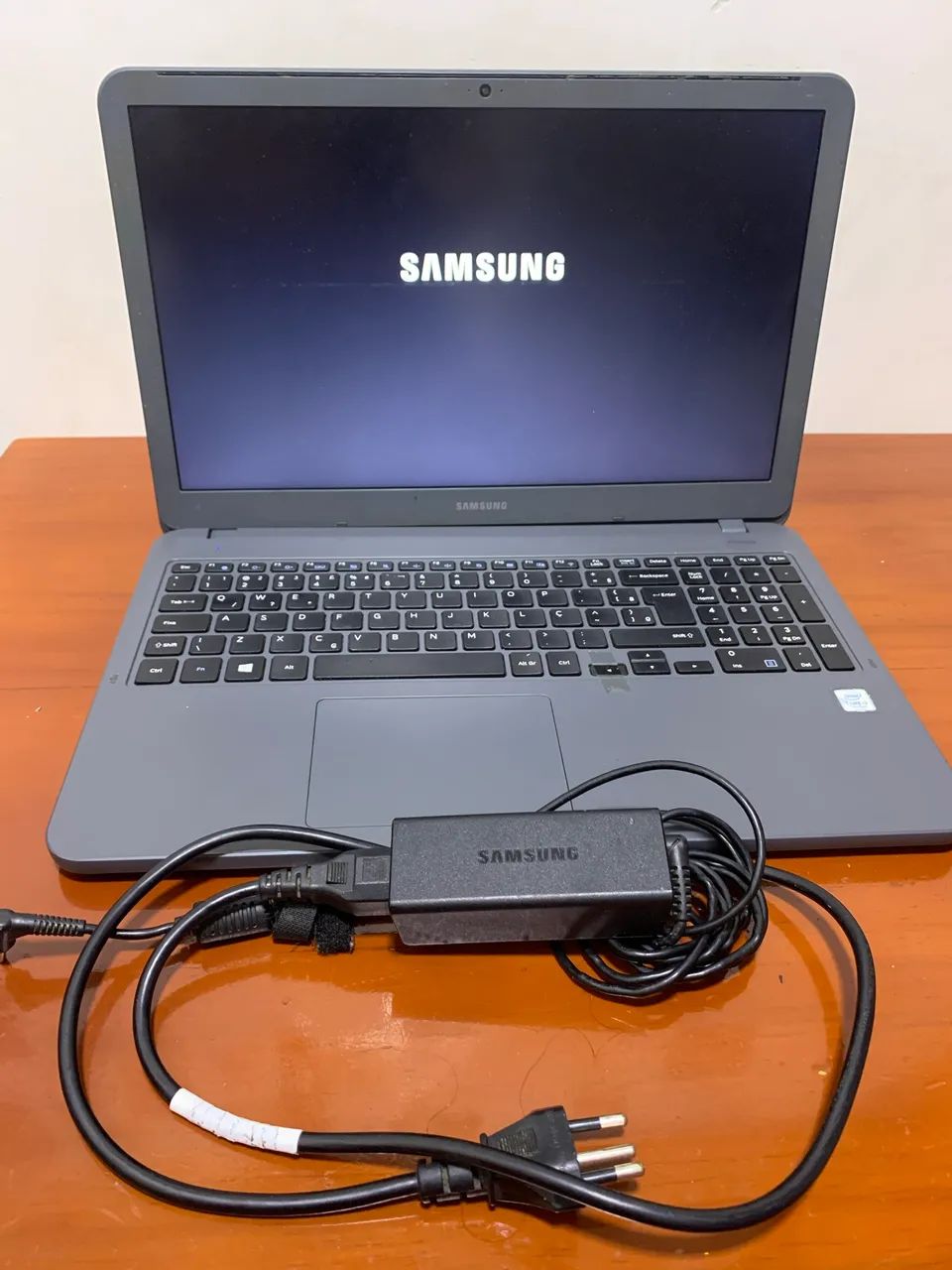 Notebook E30 com 16Gb de RAM + SSD