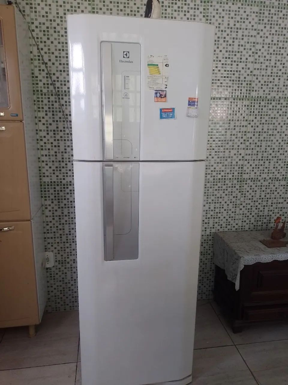 Geladeira Electrolux DF42 Frost Free 