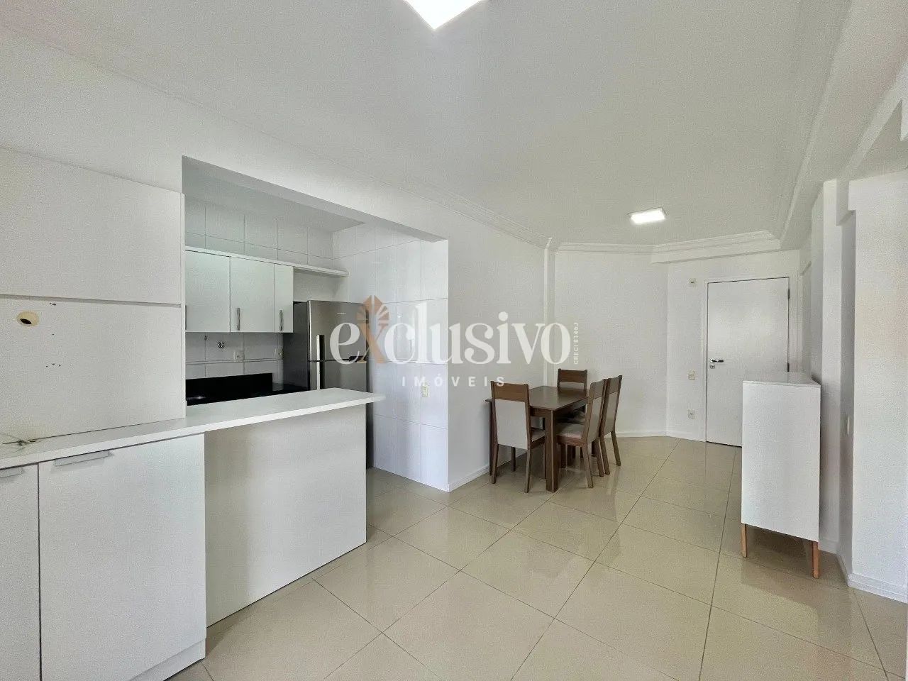 Apartamento 2 dormitórios em Coqueiros - Foto 5