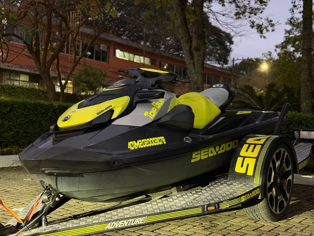 JET SKI SEADOO GTR 230