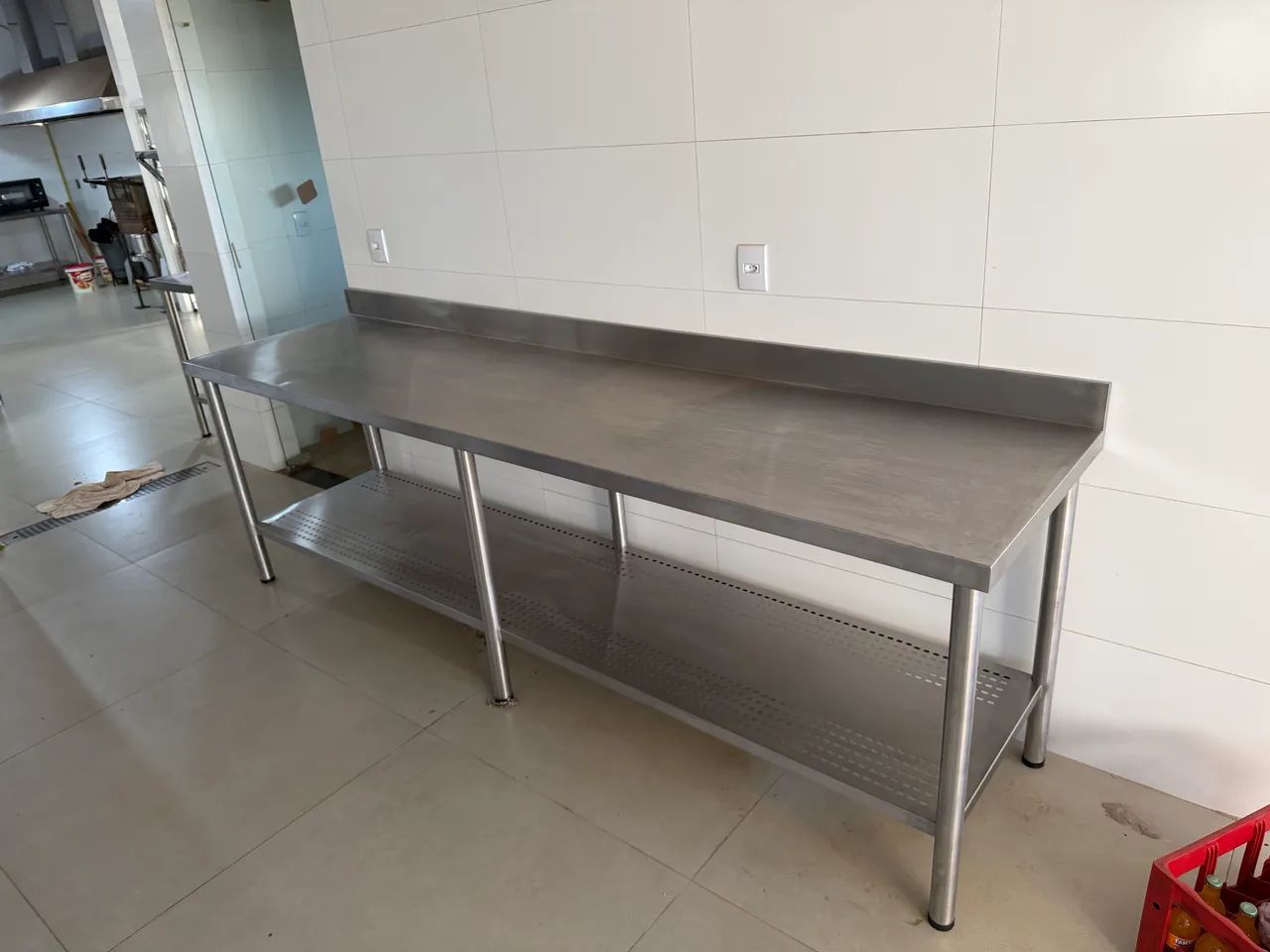 Aço inox  meses, prateleiras