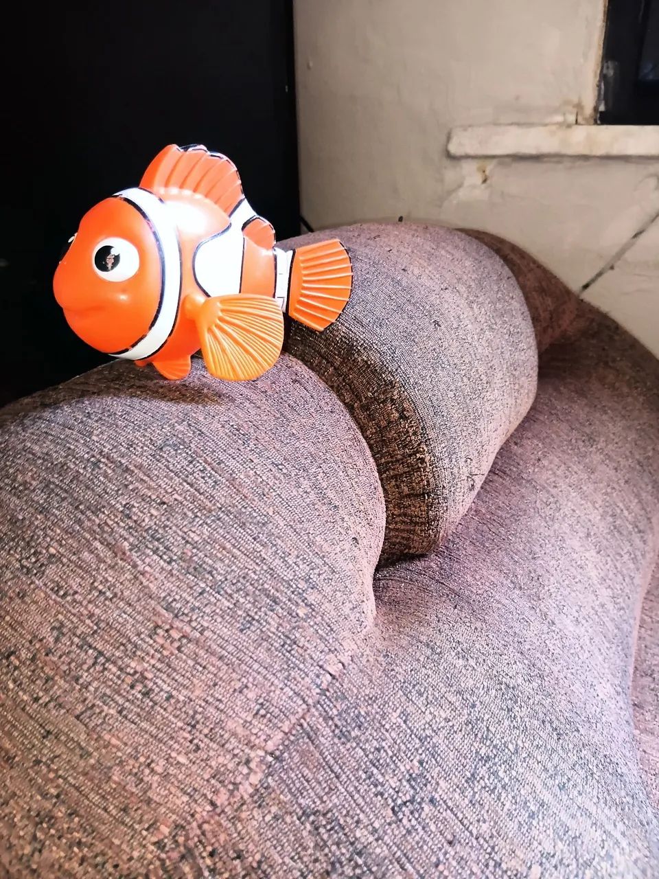Brinquedo dory do nemo - Foto 2