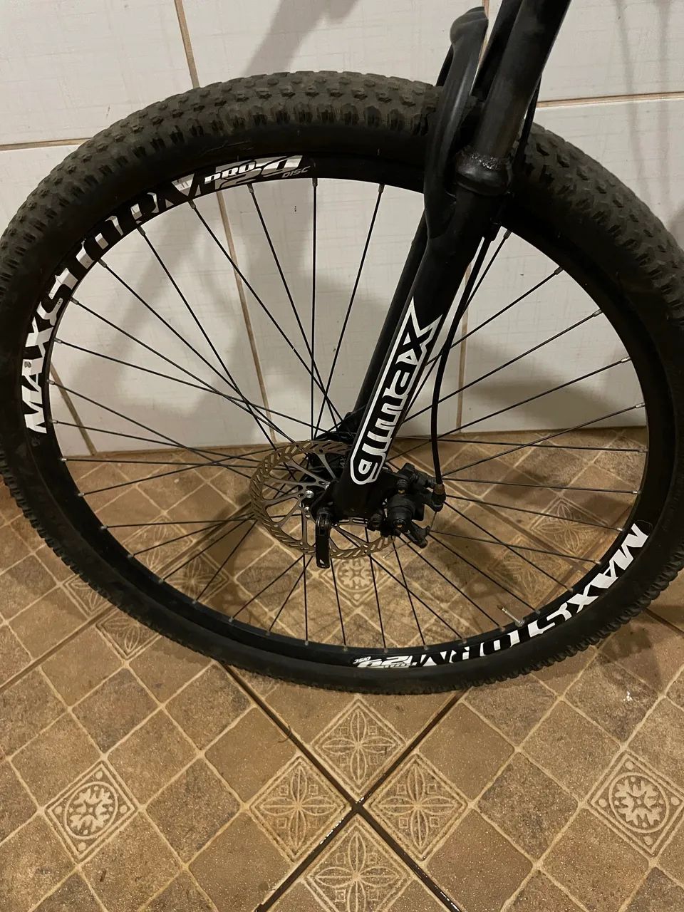 Bicicleta MTB hardtail aro 29 - Foto 3