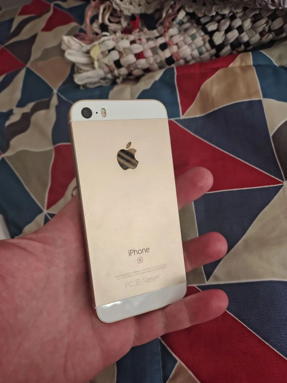 IPHONE SE GOLD  - Foto 3