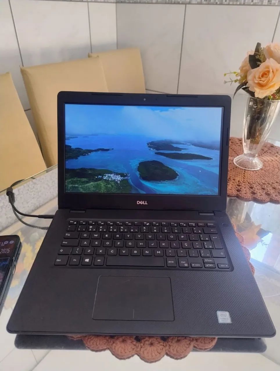 Notebook Dell i5 sétima geração 8gb memória ram ddr4 e SSD 