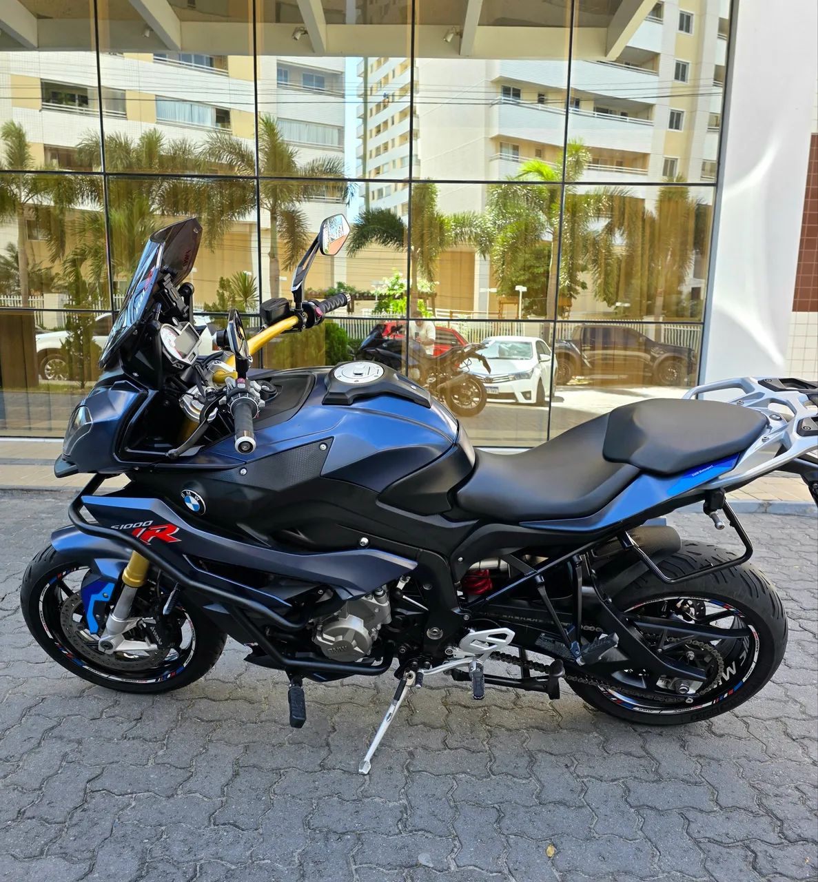 S1000XR