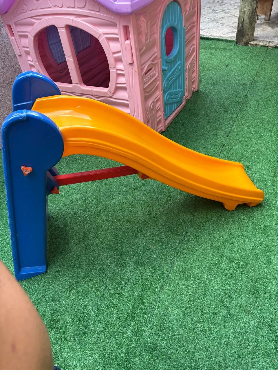 Casinha chalé + escorregador Xalingo - oferta - Foto 6