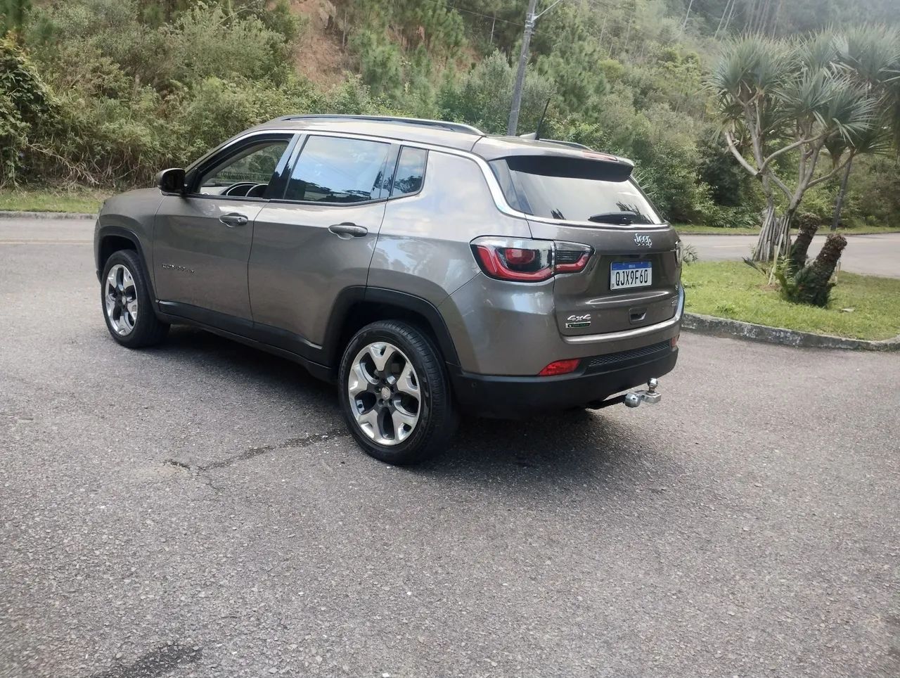 Jeep Compass Longitude 2.0 4X4 Dies. 16V Aut. 2020 - Foto 4
