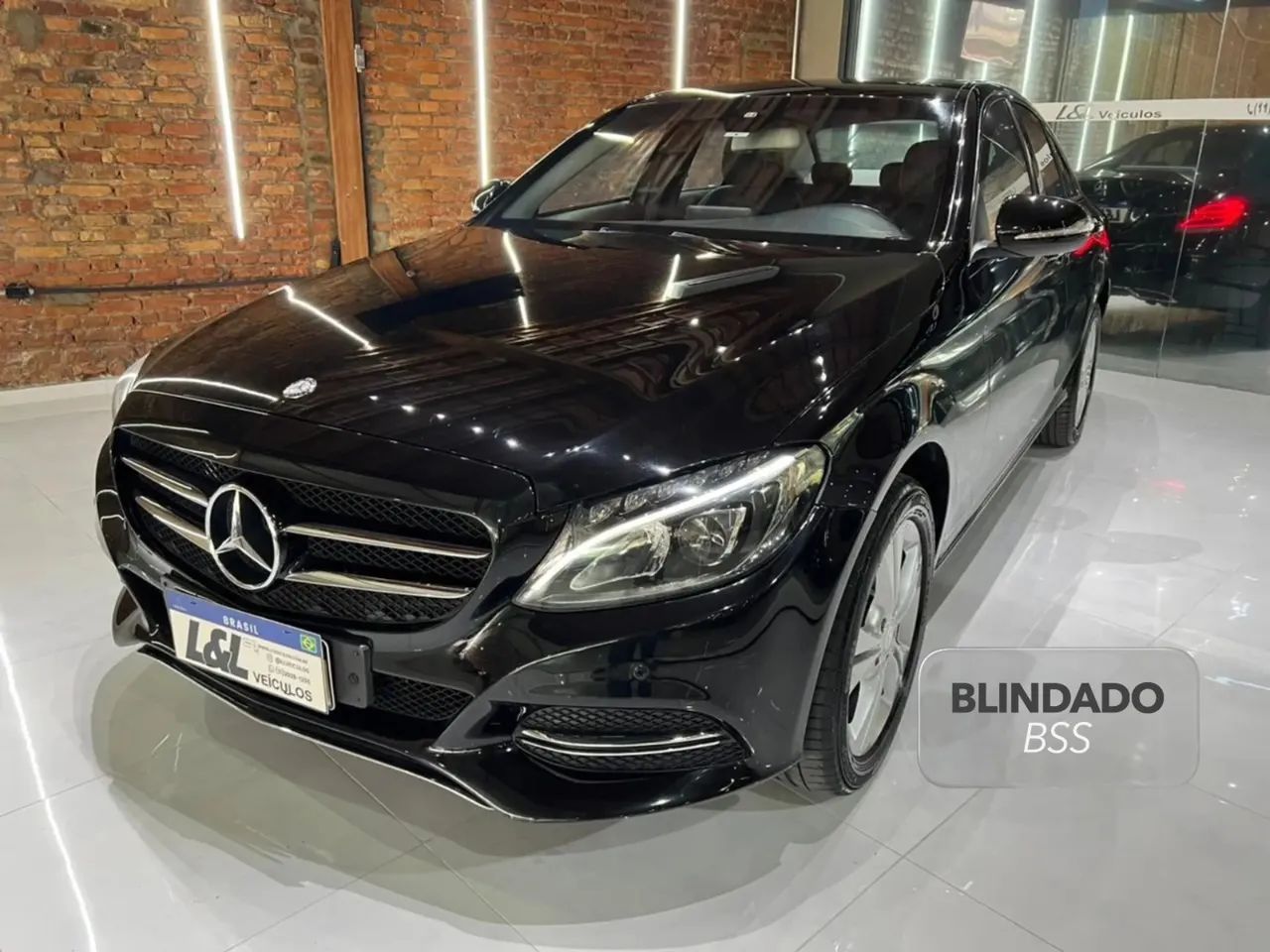 Mercedes-Benz C-180 C-180 CGI Exc. 1.6/1.6 Flex TB 16V Aut. 2015
