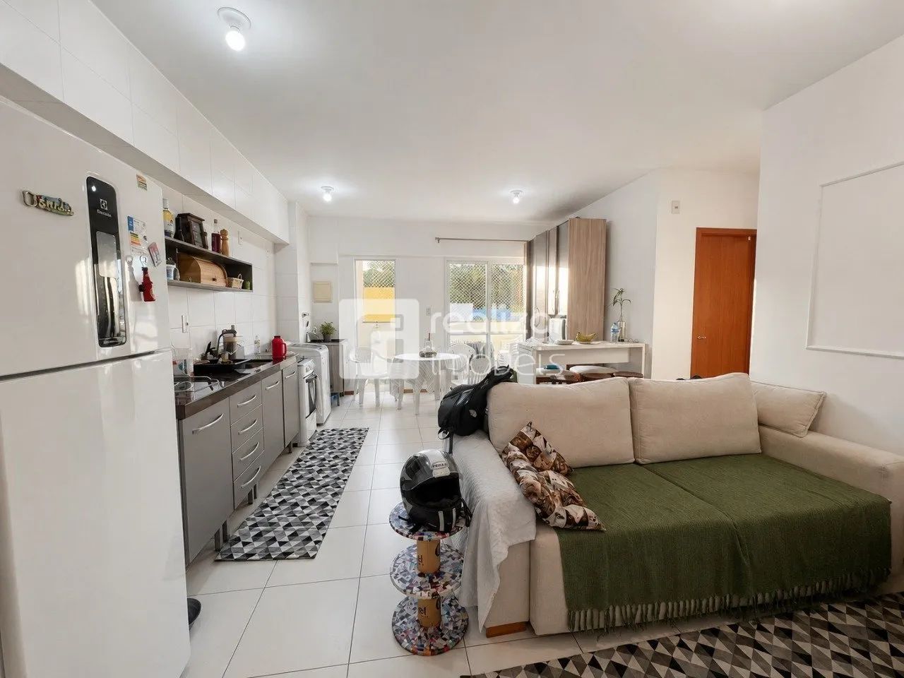 Apartamento mobiliado 02 Dormitórios em São José - Foto 2