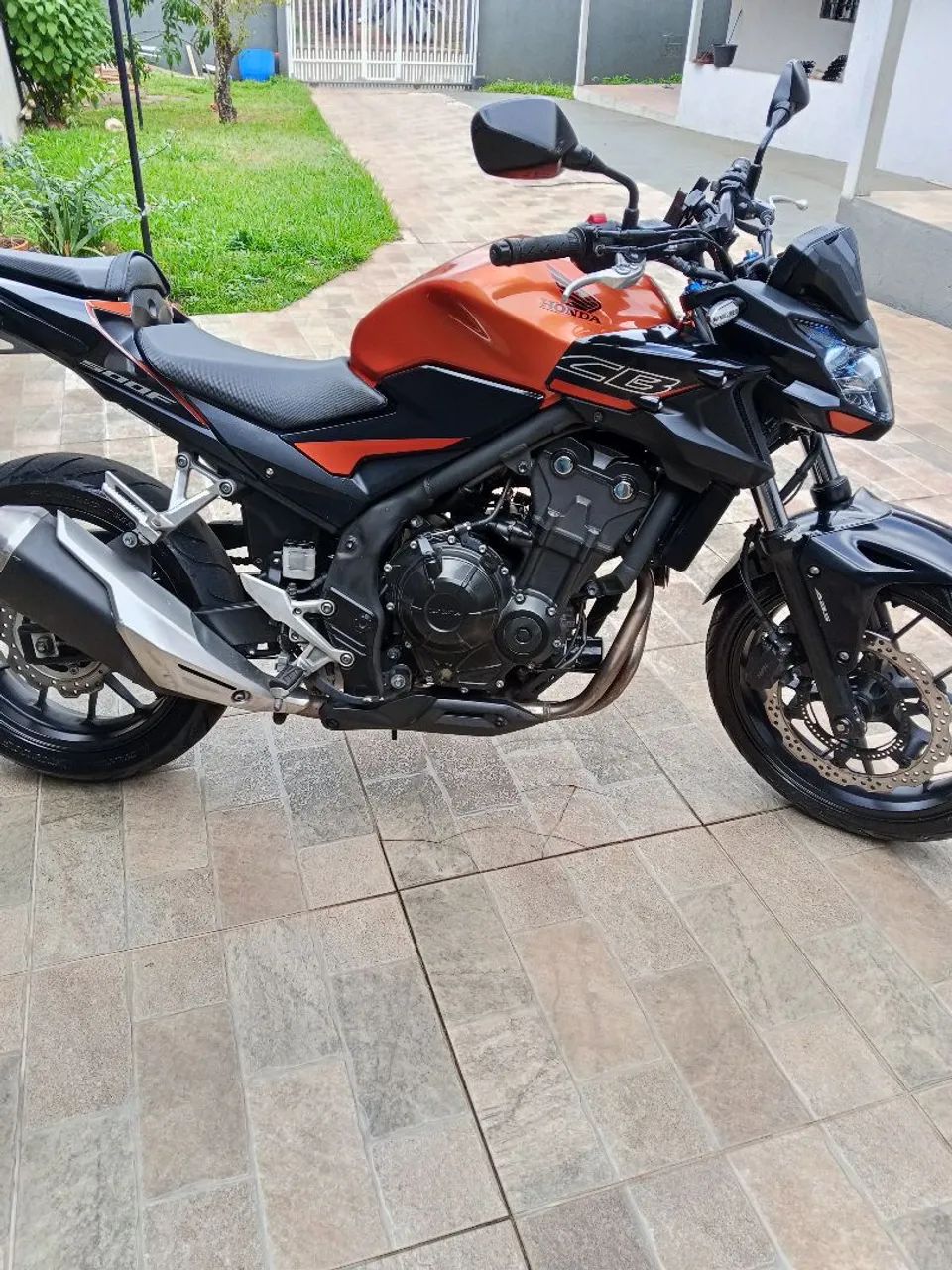 Cb500f linda