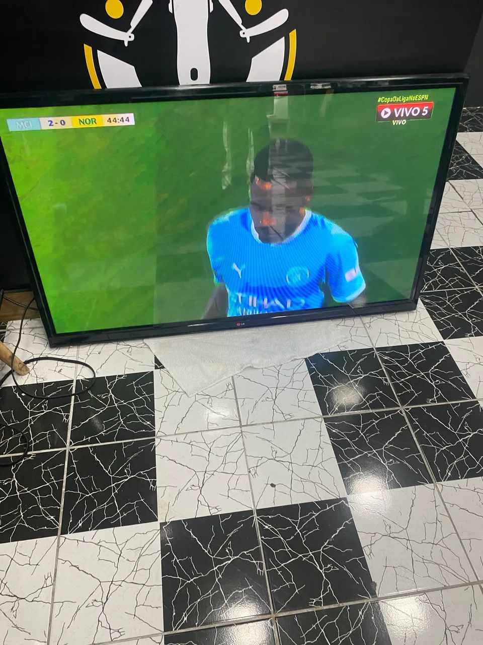 Vendo tv LG 65 polegadas obs não é Smartv  - Foto 3