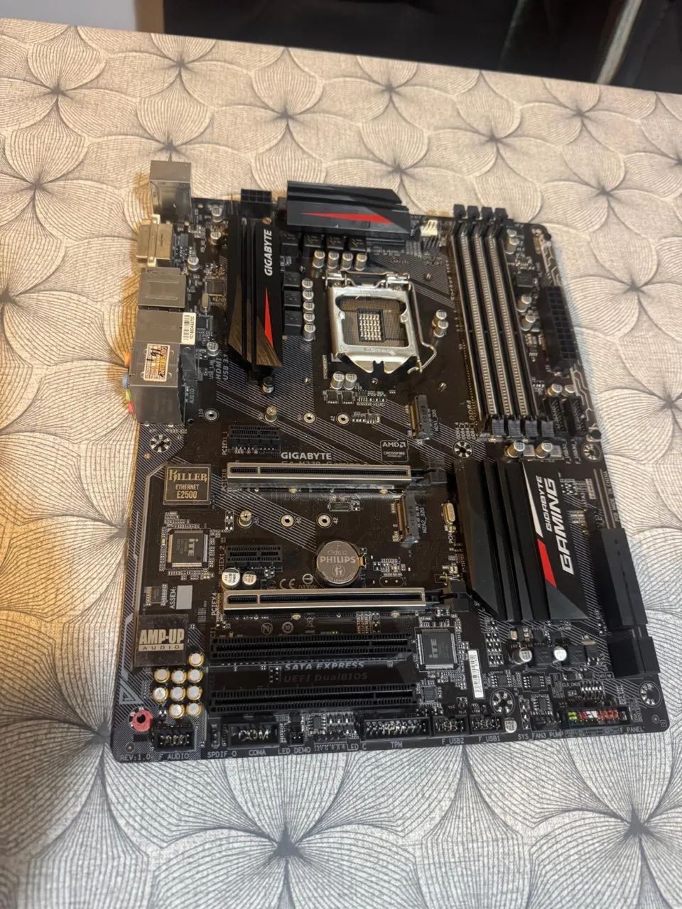 Placa mãe Gigabyte - Foto 2