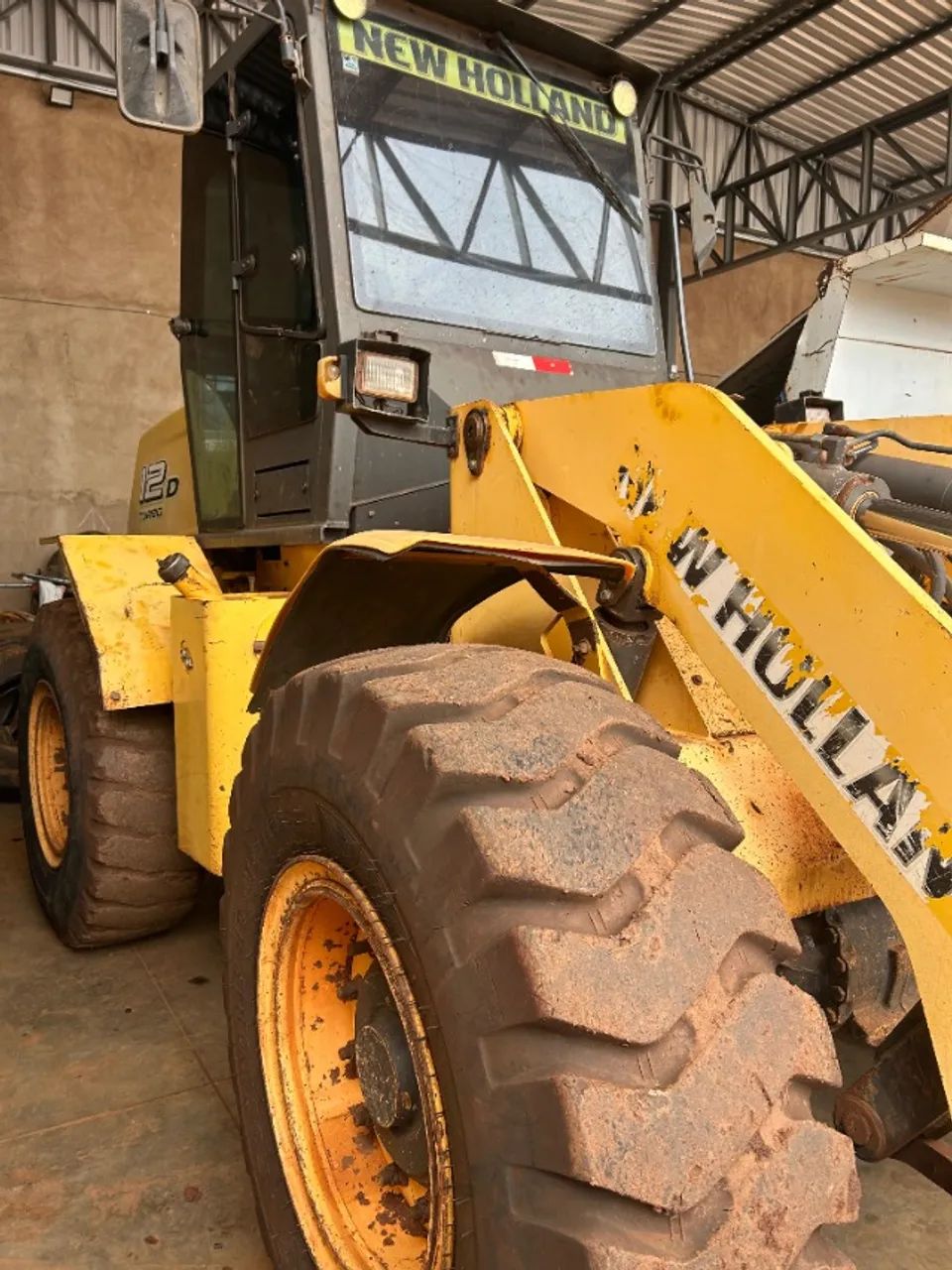 Pa carregadeira 12 D.               270.000.00 - Foto 2