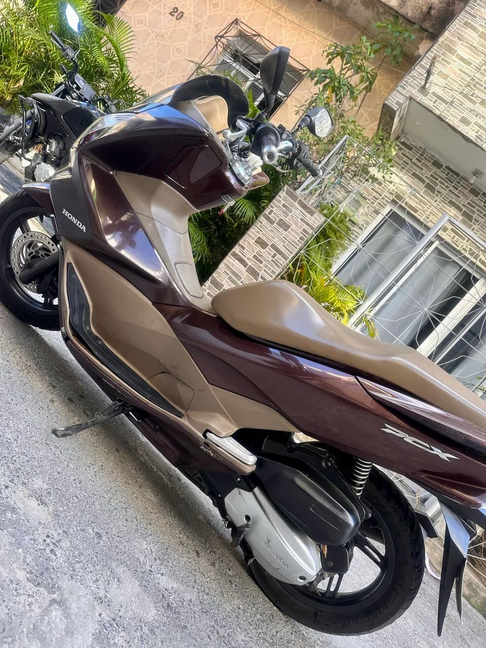 PCX Dlx - Foto 3