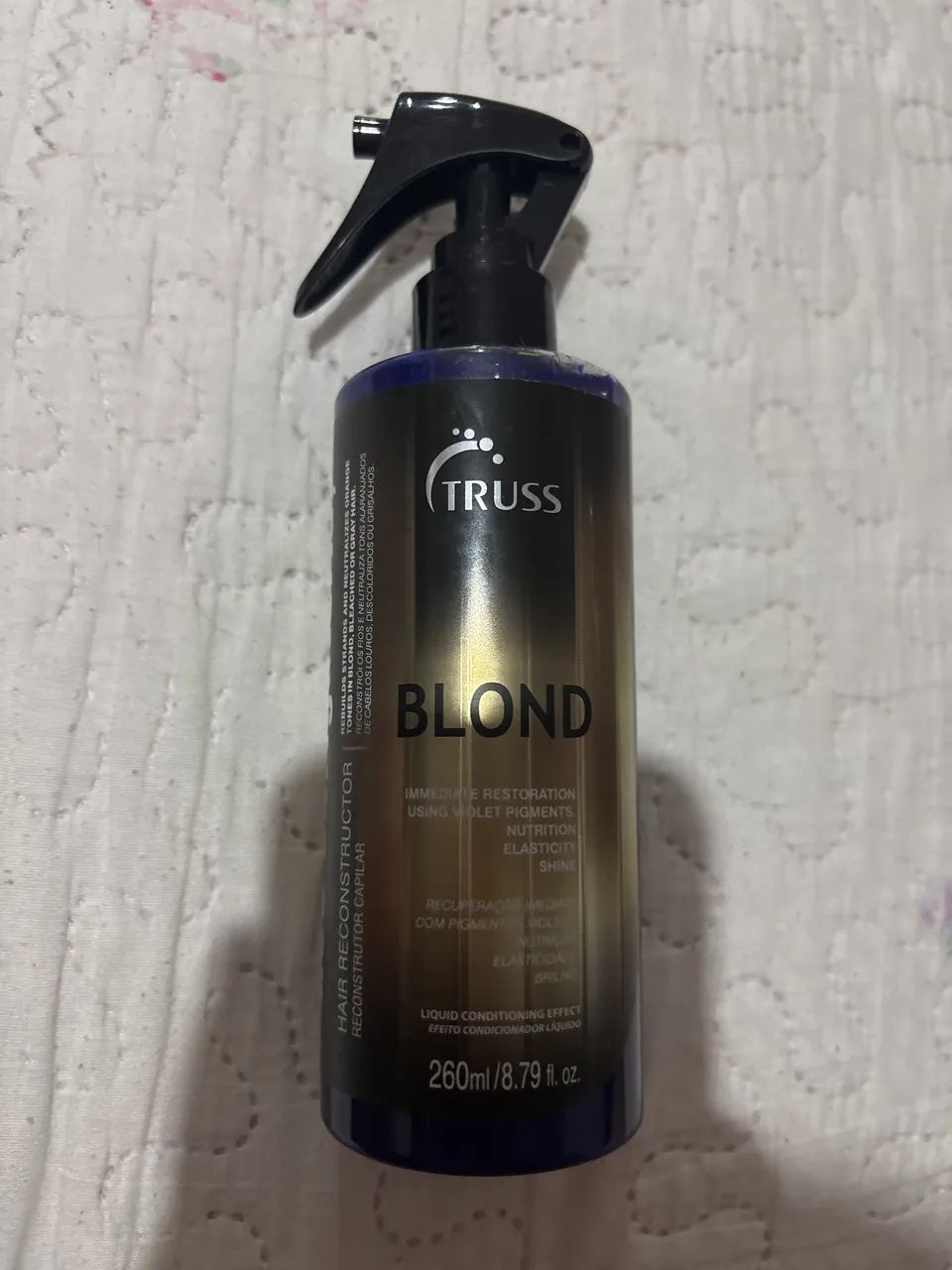 Comprei e ele não se deu para meu cabelo.