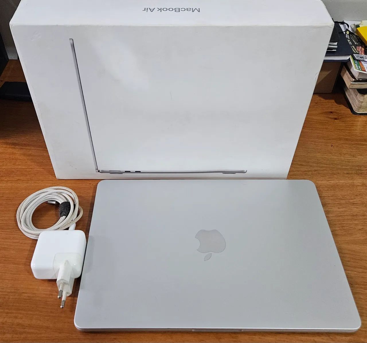 Macbook Air M4 16GB/256GB 13 - Garantia até 12/26 - Computadores e
