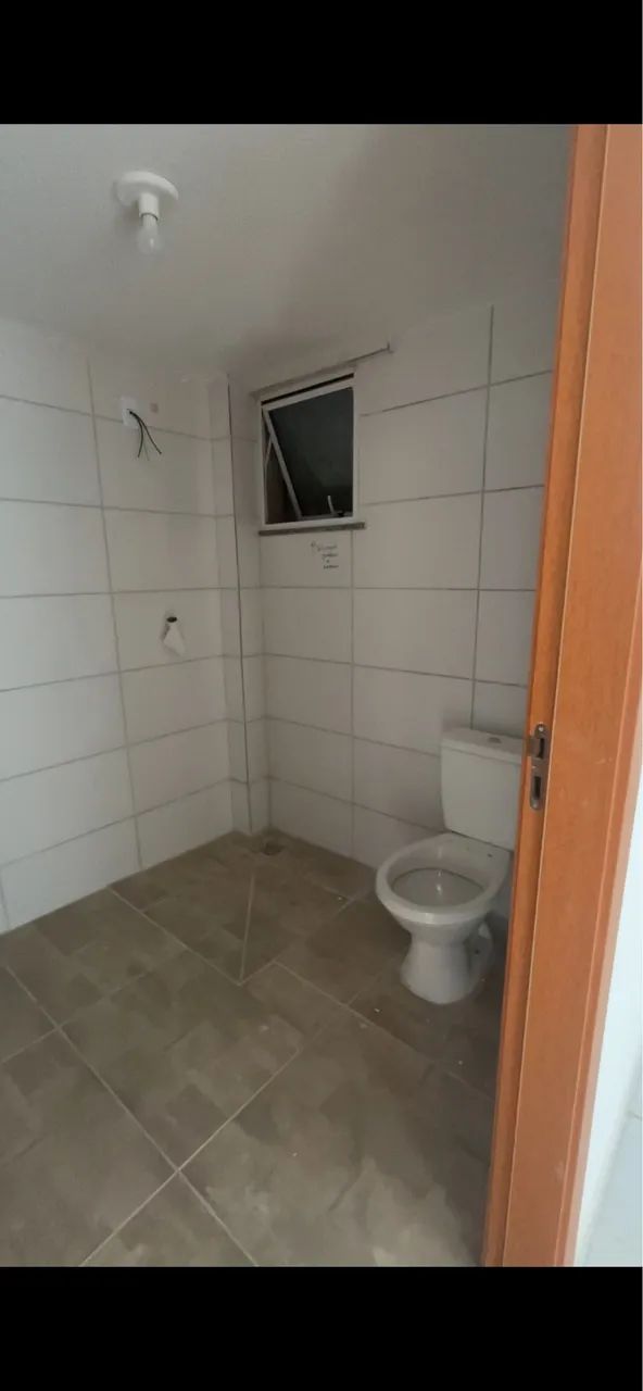 Apartamento 02 quartos, Ed.Lúcio Mauro. Com elevador e garagem! 