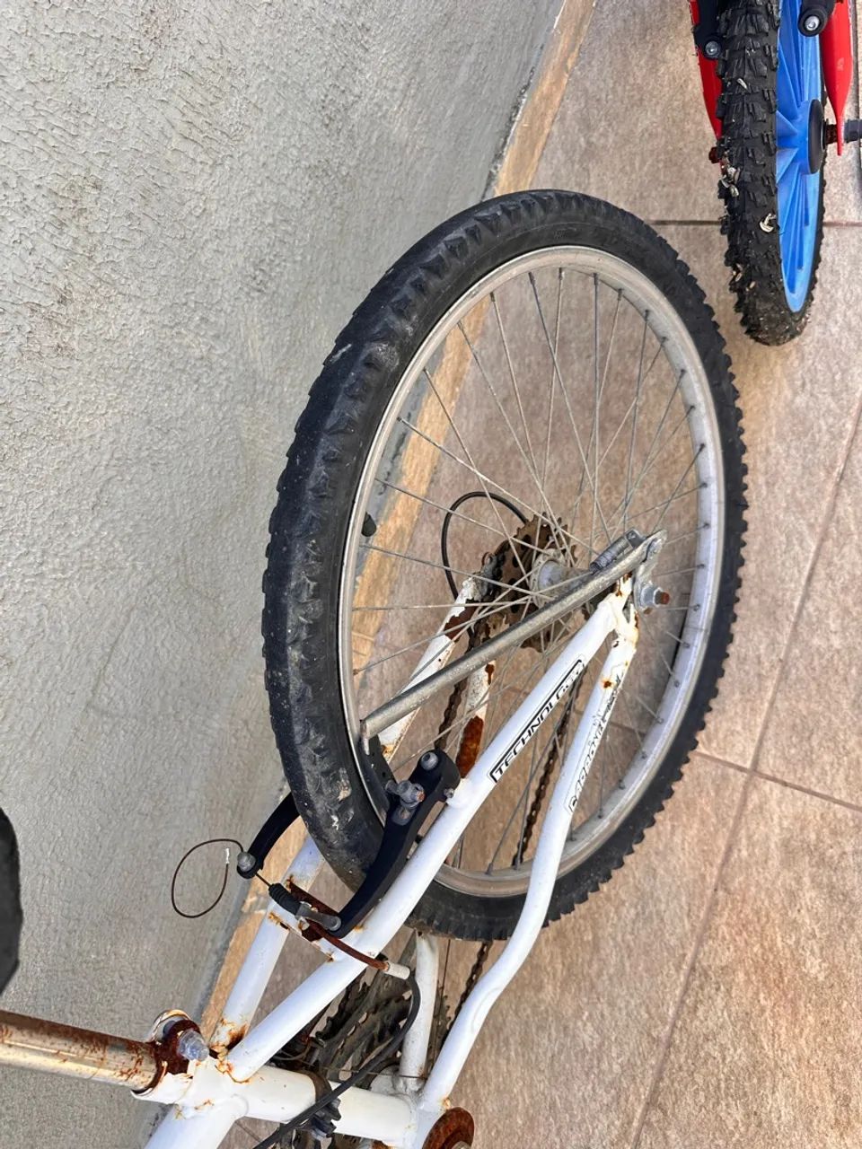 Bicicleta  - Foto 3
