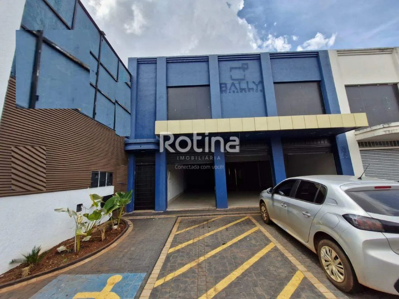 Sala para alugar, Brasil - Uberlândia/MG - Rotina Imobiliária