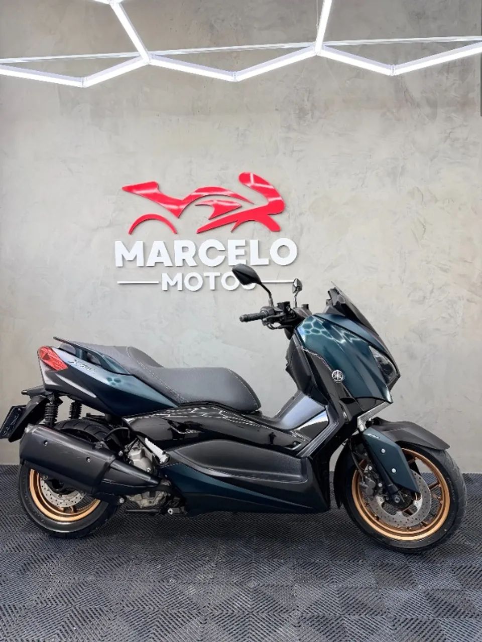 Yamaha XMAX 250 2023 - Foto 4