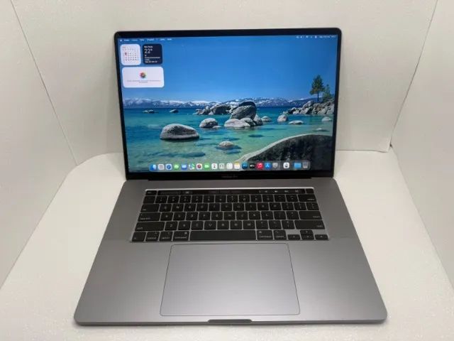MacBook Pro 16