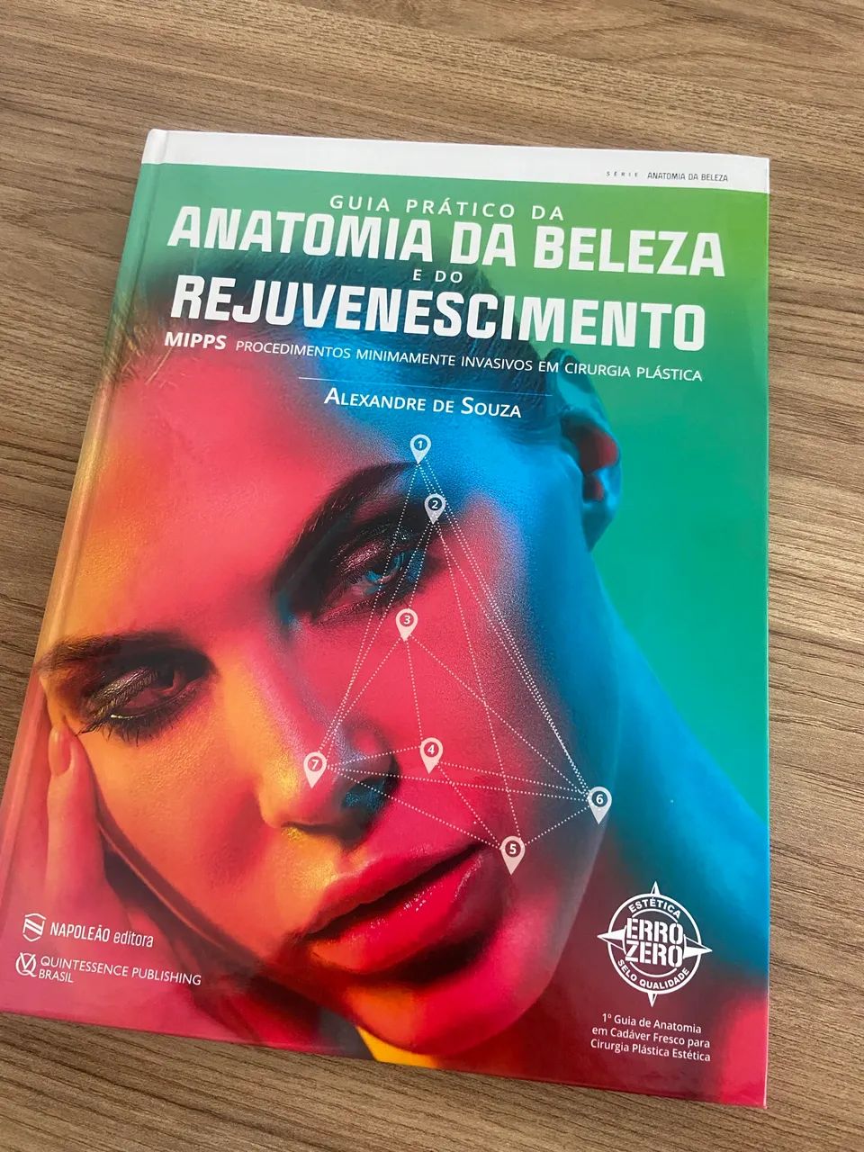 Guia Prático da Anatomia de Beleza e do Rejuvenescimento