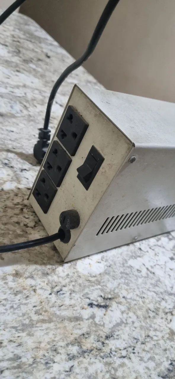 Fonte Polyvolt 1000 - Foto 2