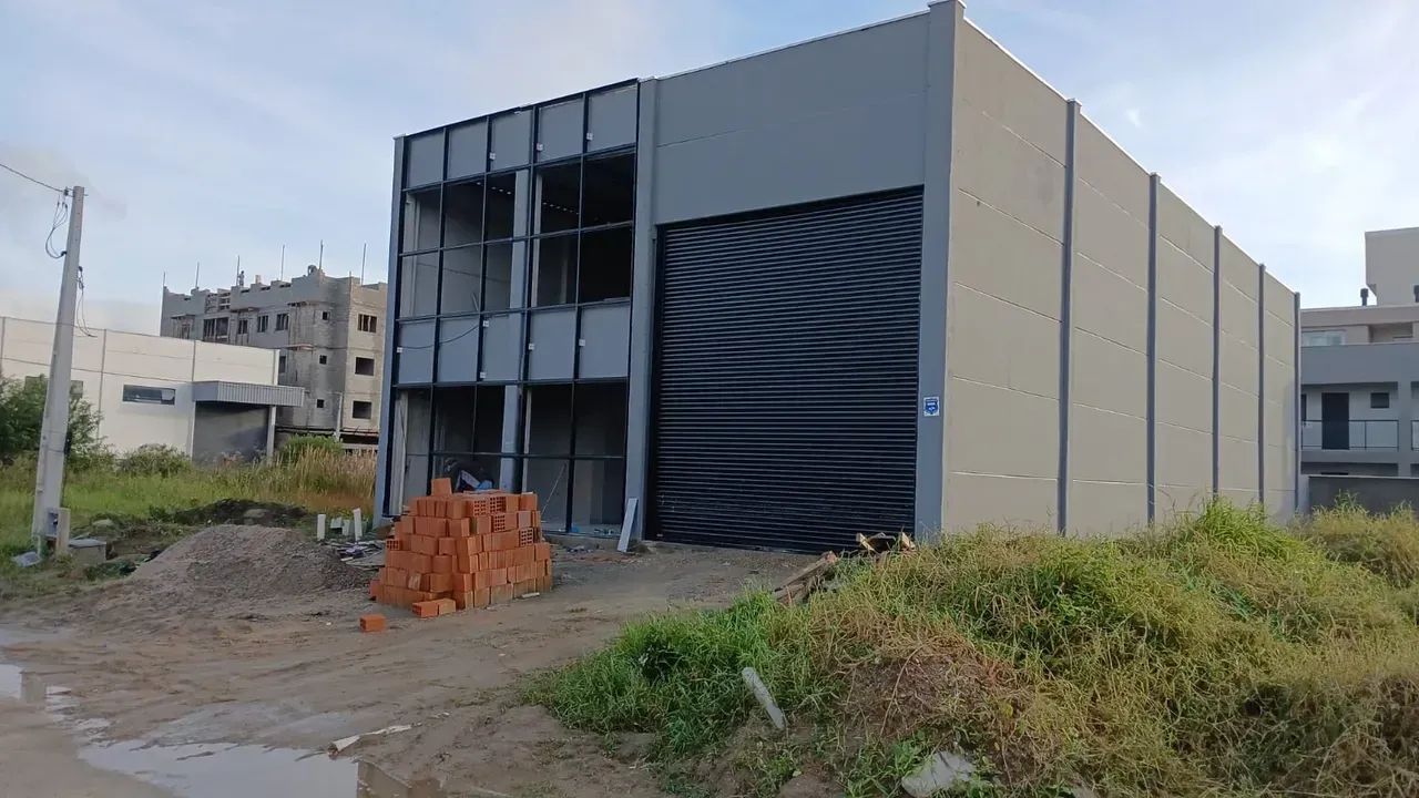 Galpões de 340 m2 Tijucas sc Bairro Santa Luzia