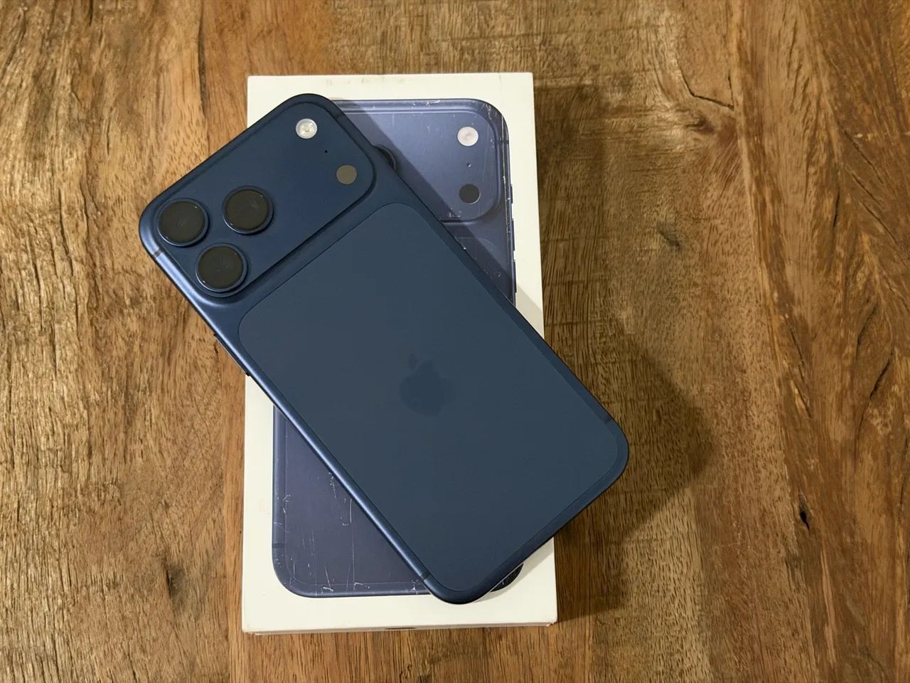 Iphone 17 Pro Max 256GB Deep Blue - Celulares e Smartphones