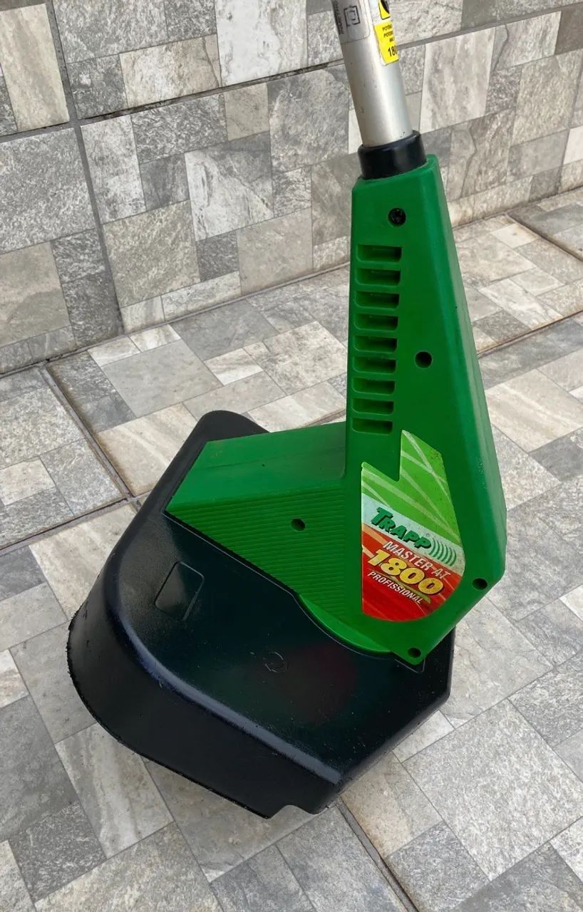 Aparador de grama master 1800W Trapp
