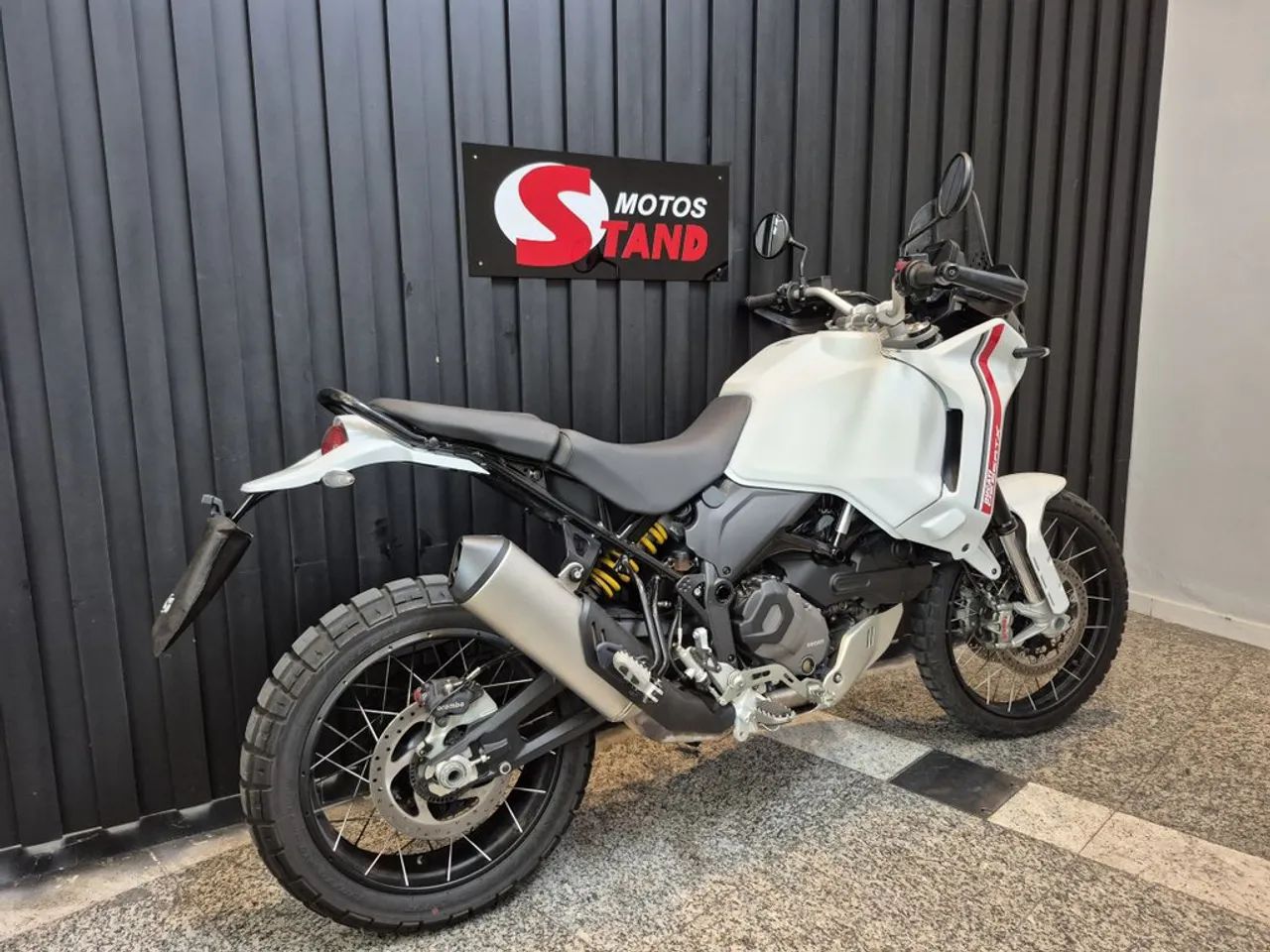 Ducati DESERT X - Foto 4