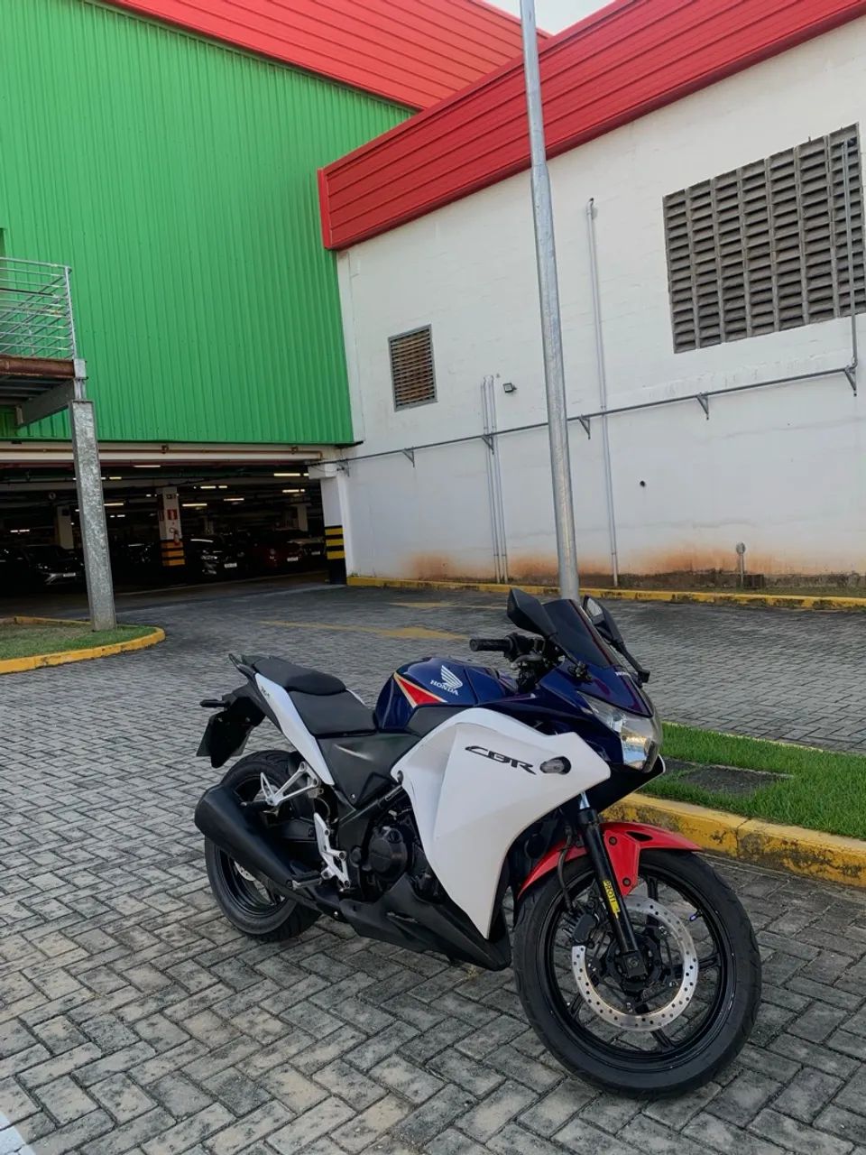Cbr 250r 