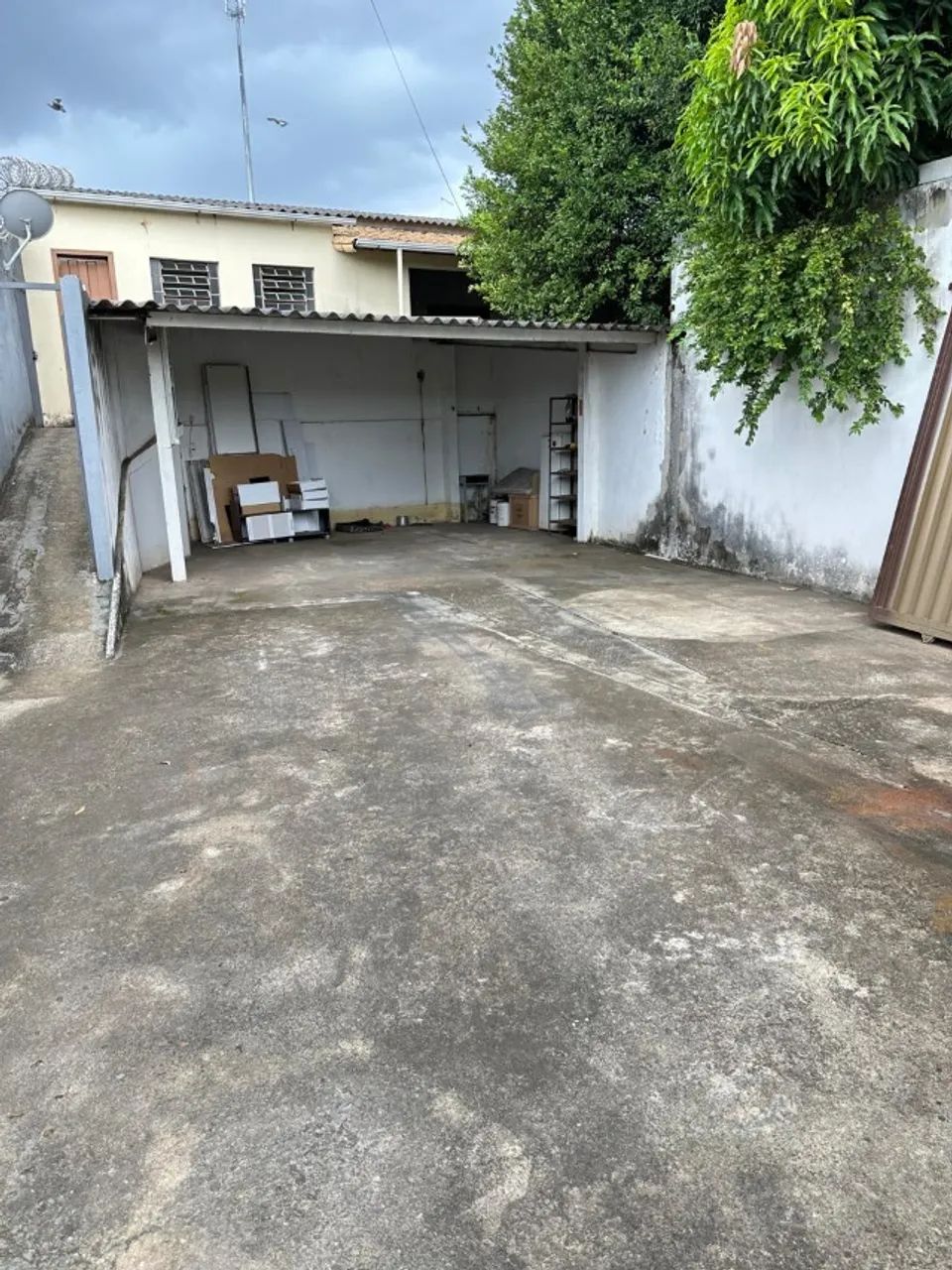 Alugo Casa toda reformada  no Jardim Arizona - Foto 2