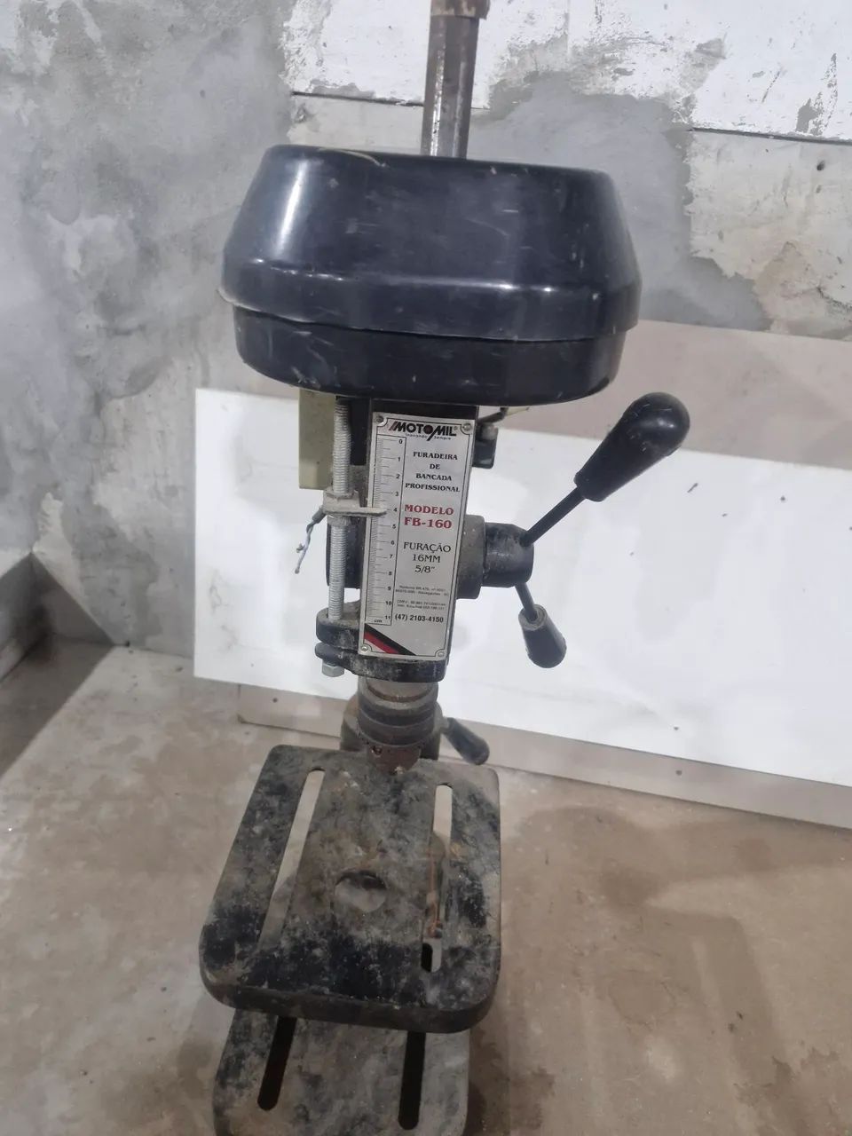 Furadeira de bancada motomil 