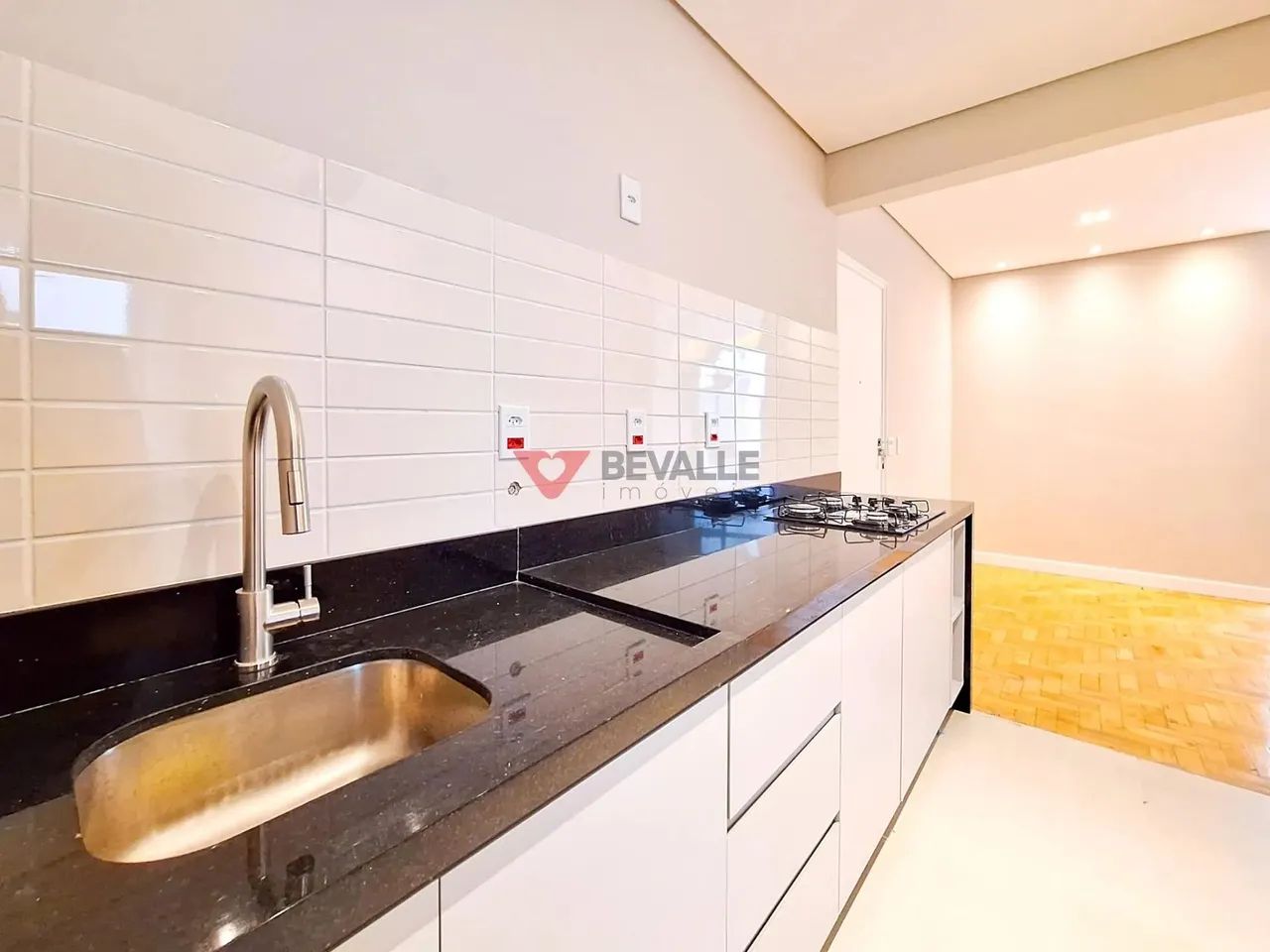 Venda de Apartamento em Ipanema: 2 Dorms, 1 Suíte, 1 Vaga - Foto 4