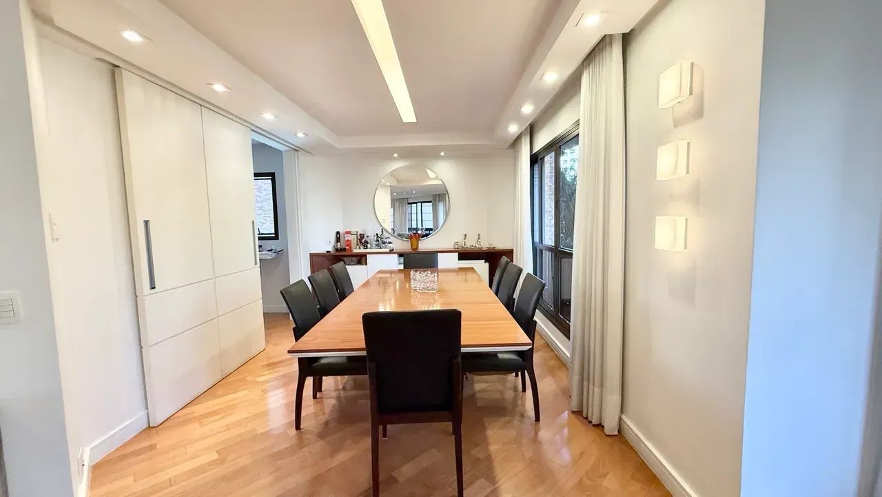 Vila Nova Conceição  210m2  3 Suites  3 Vagas - Foto 2