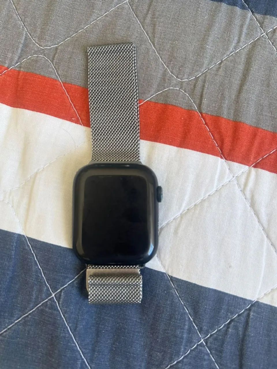 Apple watch series 8 