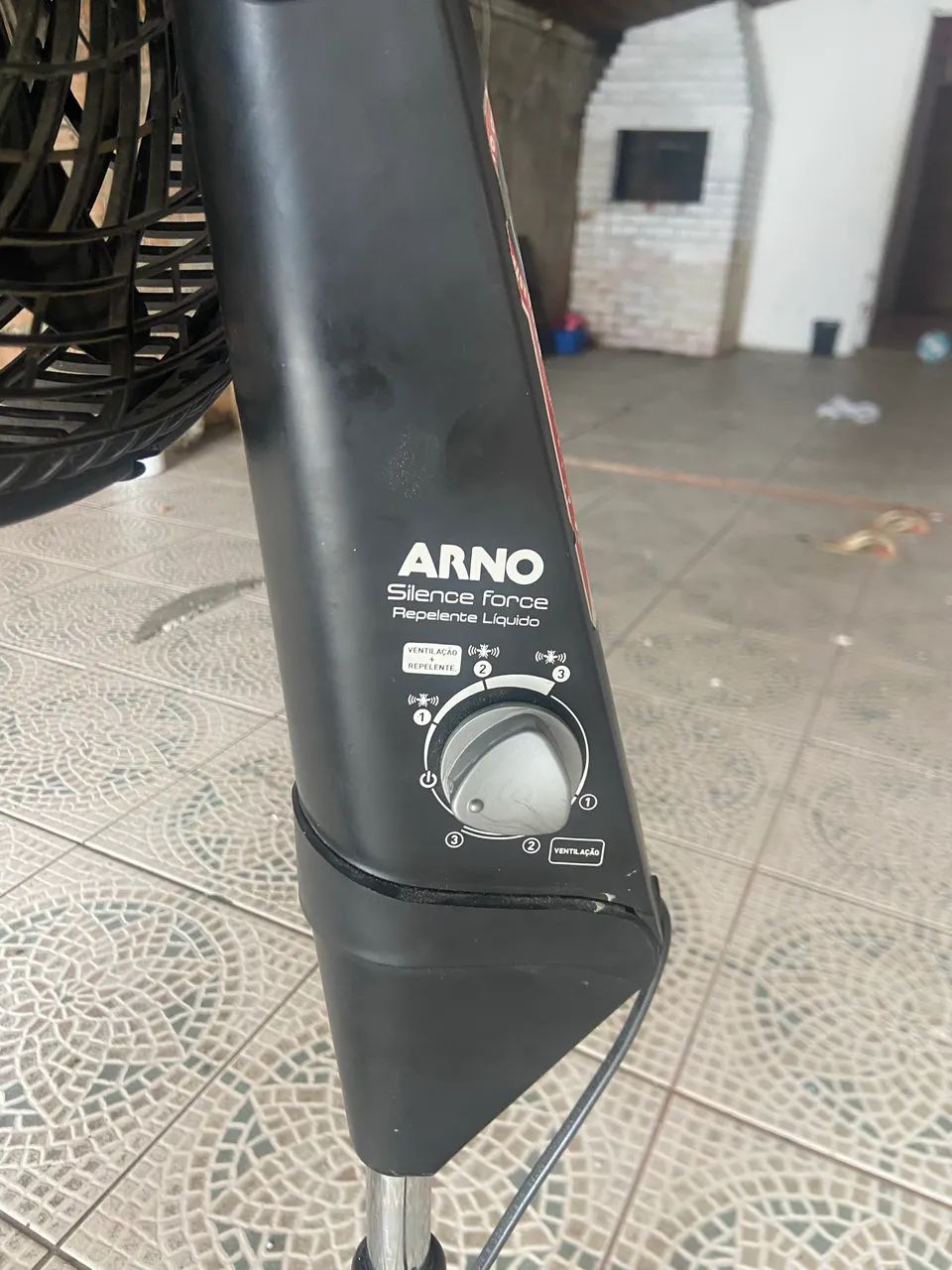 Ventilador de parede e ventilador de pescoço  - Foto 4