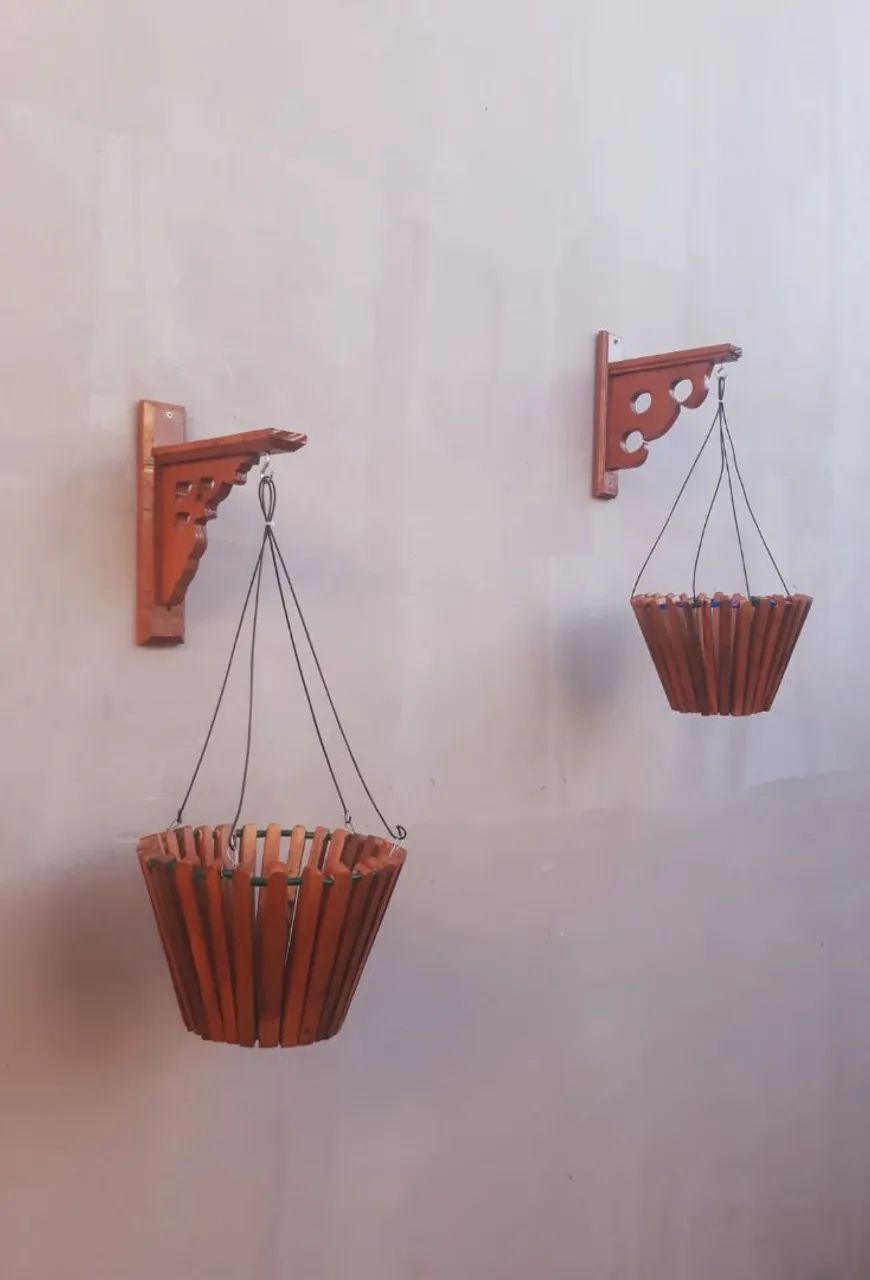 SUPORTE PARA PLANTAS? EM MADEIRA ? - Foto 2