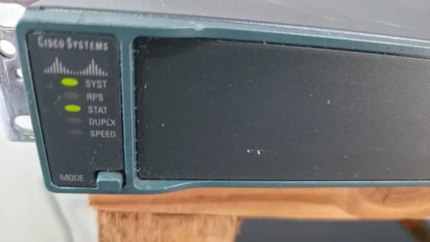 3 Switch Cisco Catalyst 2960 Series - Foto 5