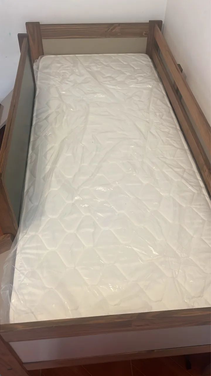 Cama infantil tok stok semi nova 