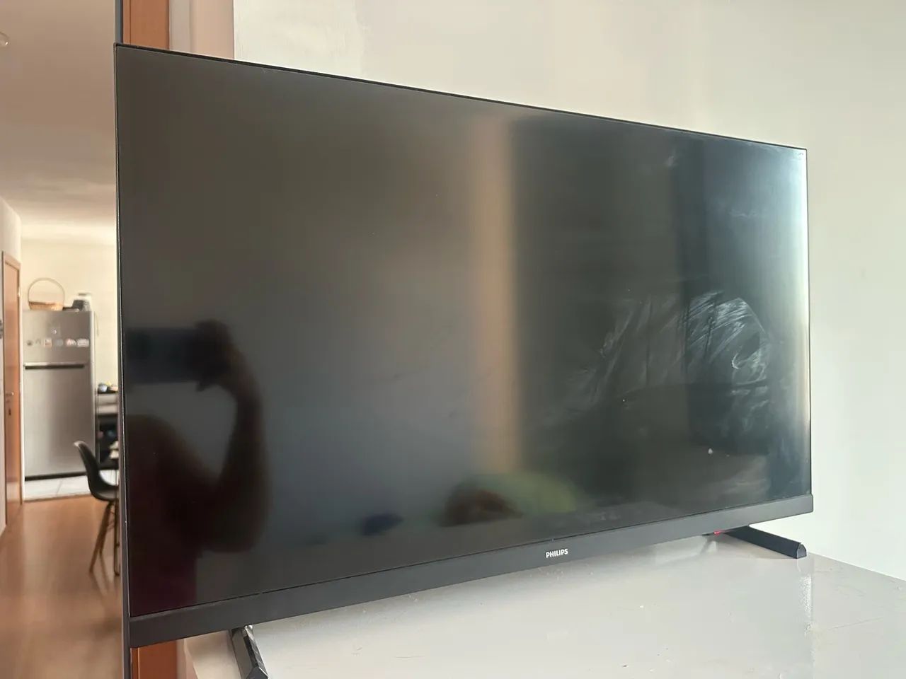 SmarTv 32" Phillips pouco usada, muito conservada 