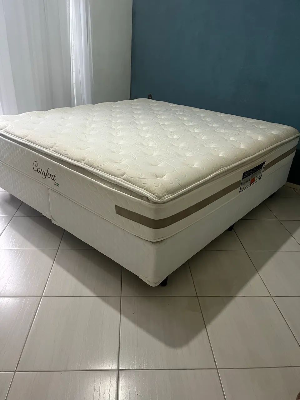 Colchão King com base total CONFORT-MANES