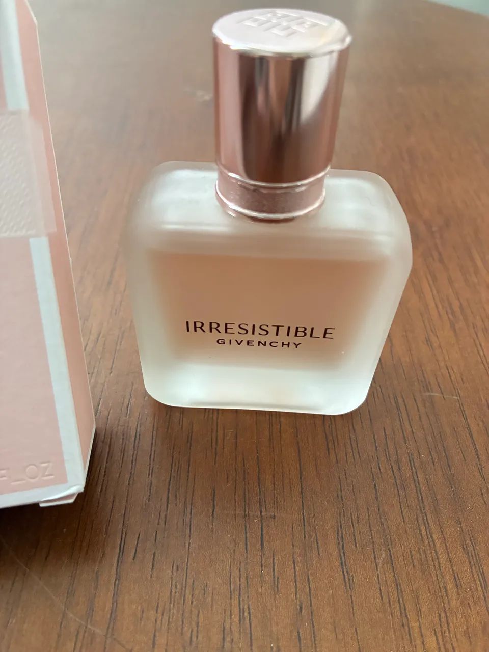 Perfume Givenchy para cabelo 