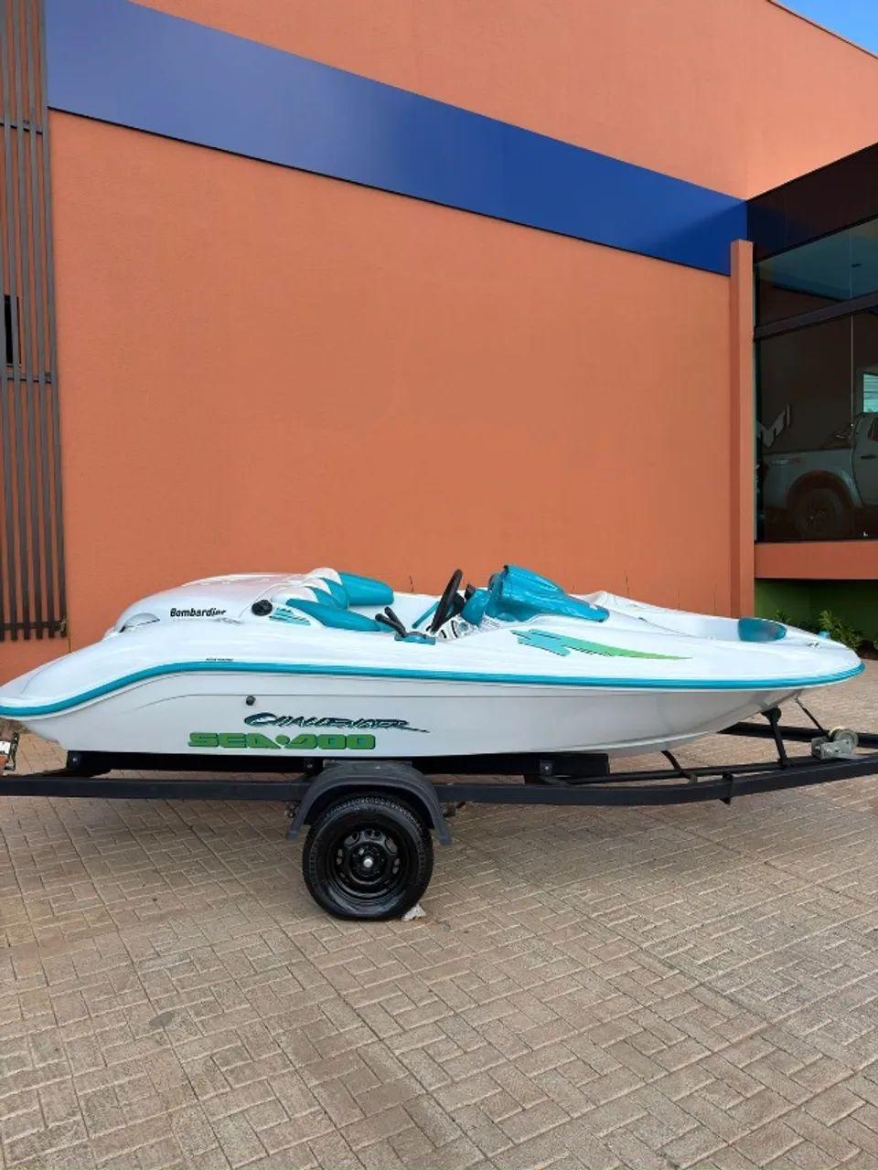 JETBOAT SEA DOO CHALLENGER 